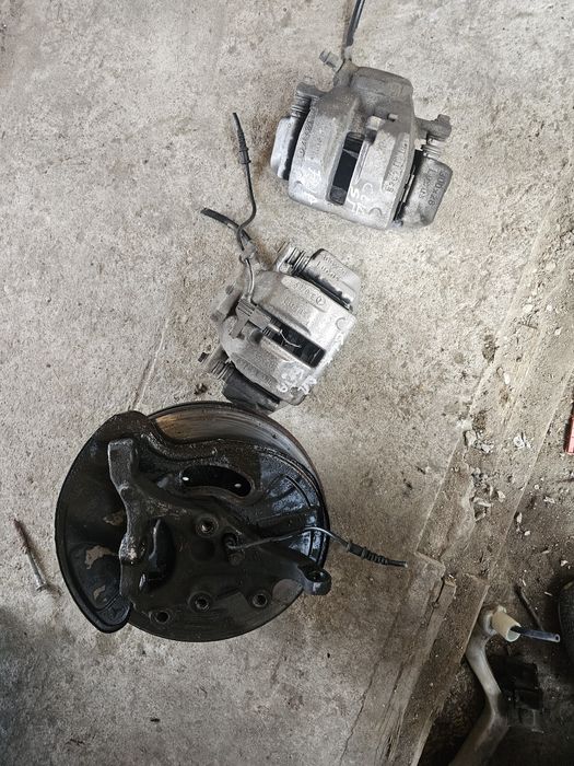 Fuzeta st dr etrier brat amortizor Mercedes CLK 2.7