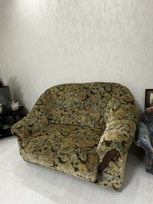 СРОЧНО ПРОДАМ. Диван-кровать раскладной, б/у