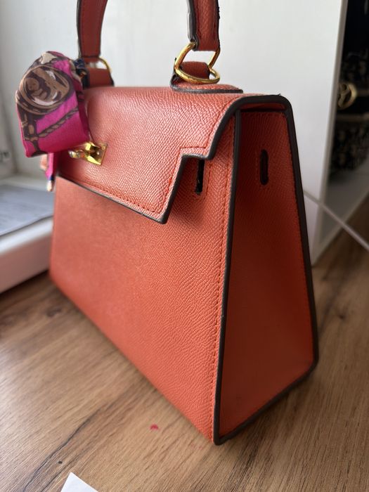 Продам сумочку Hermes