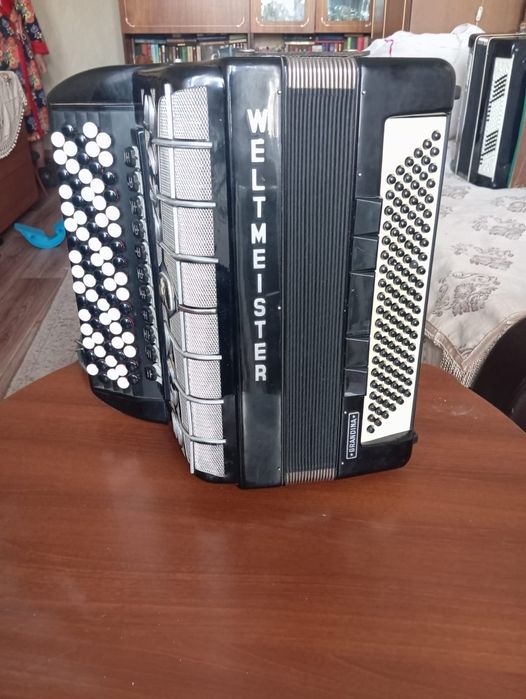 Баян аккордеон гармошка