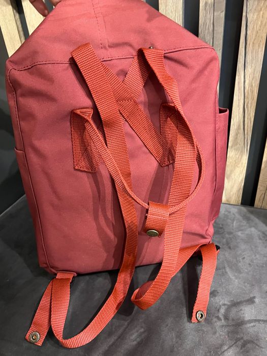 Раница Fjallraven kanken нова в  тъмночервено