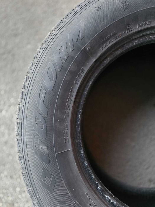 продам шины 265/65 R17