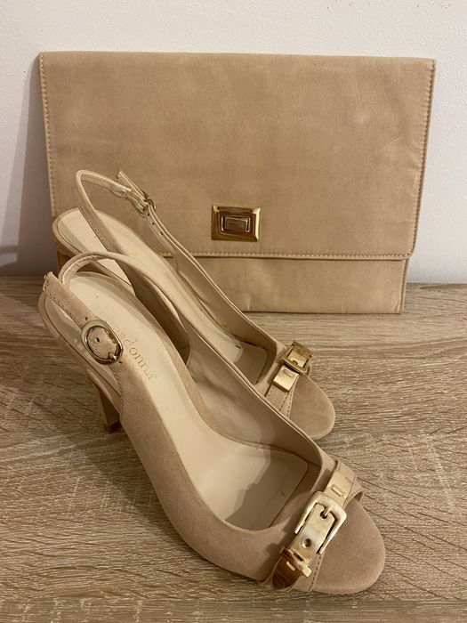 Sandale bej cu toc + poseta plic asortata