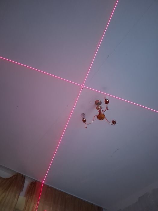 Продам лазерный уровень