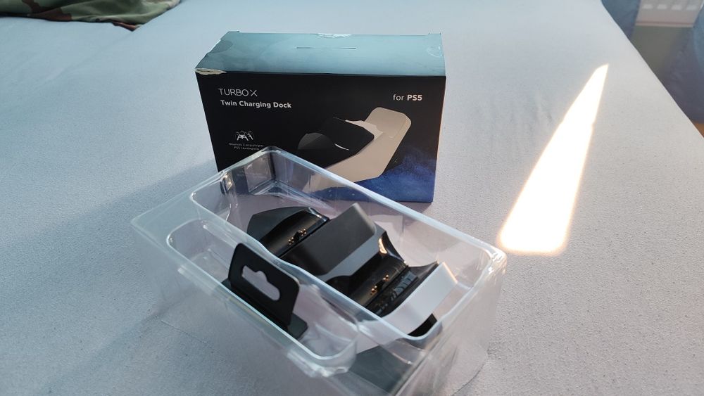 PS5 controller fast charge