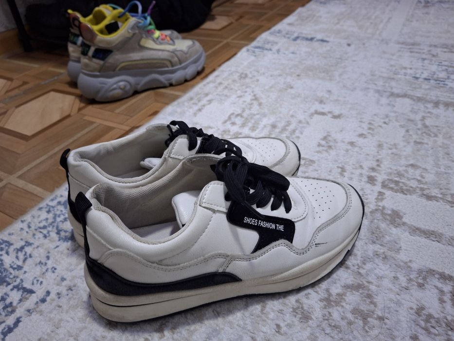 Крассовки женские