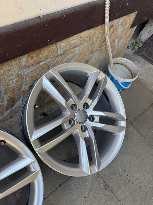 4 броя Лети джанти за AUDI 18" 8J x 18H2 ET47 5x112