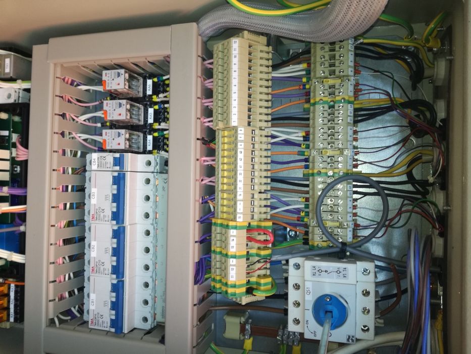 Управление за напорни помпи Grundfos