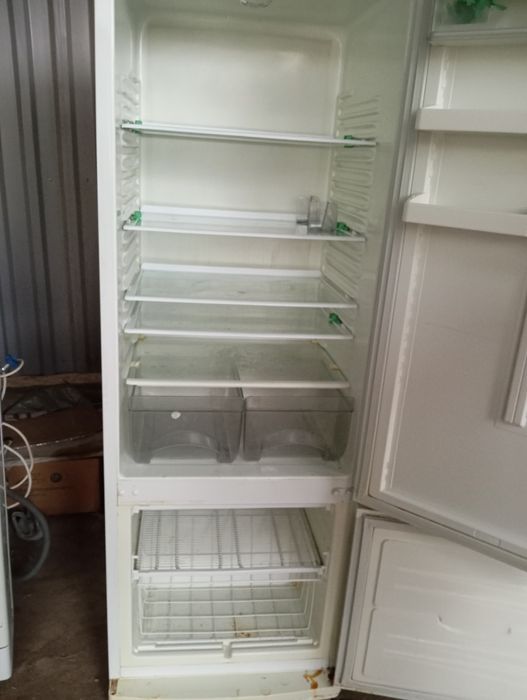 Продам холодильник рабочий