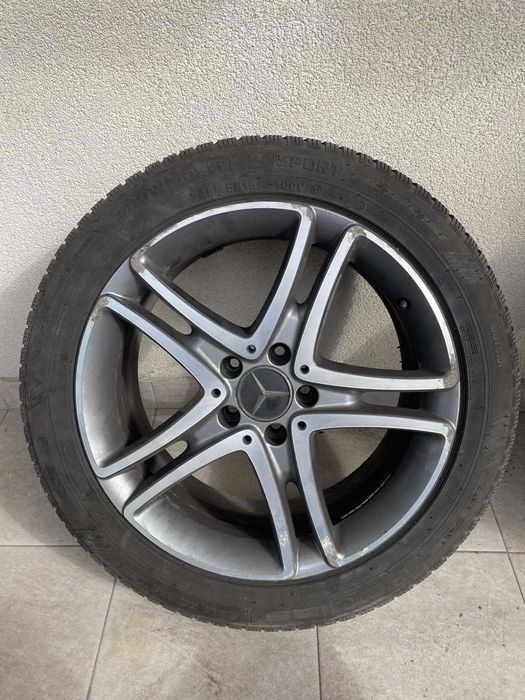 Оригинални джанти на мерцедес със зимни гуми 245/45R18