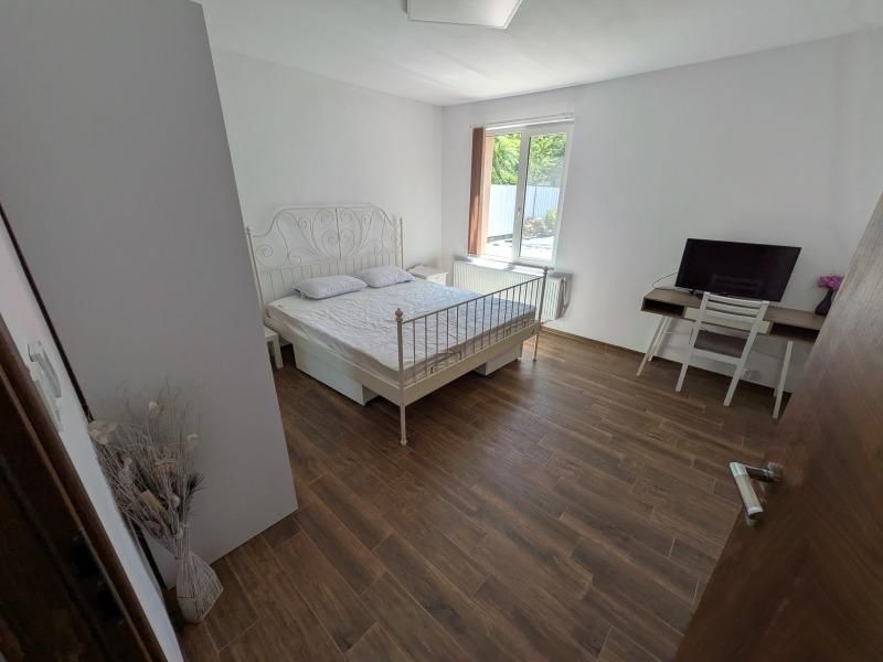 Дава се под наем Етаж от къща в София, Илиянци - 90 кв.м за 715 € - Снимка #5