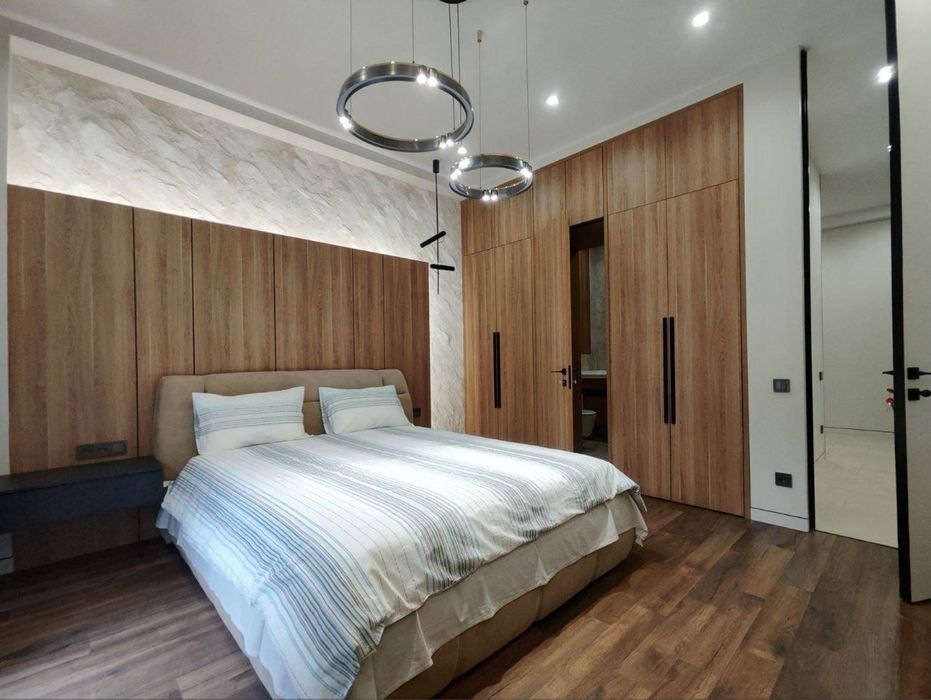 Exclusive apartments Mirabad avenue. Long term rent.