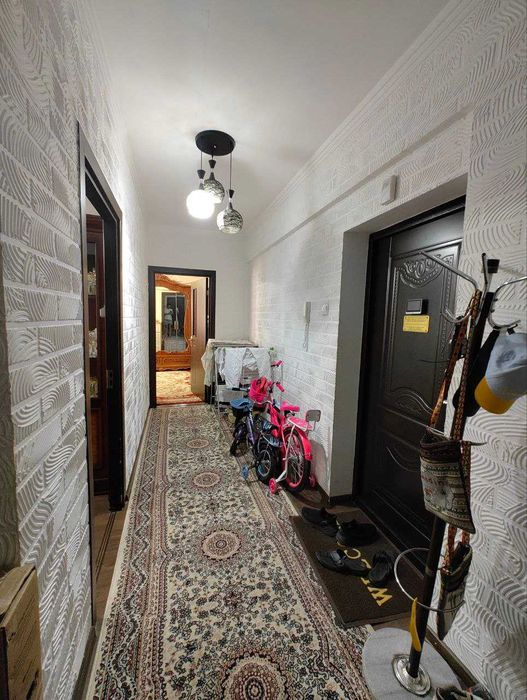 Срочно! 2 xonali kvartira 3 xona qilingan
Yangihayot, 73,7 m2 9 etajka