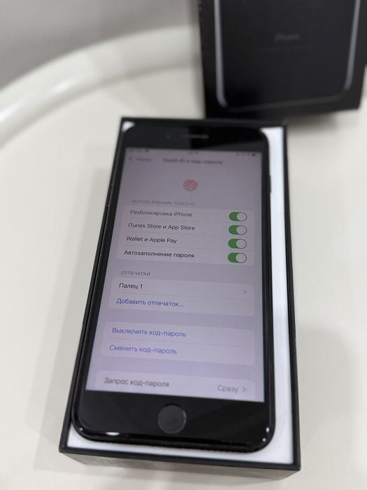 Айфон 7+ продается