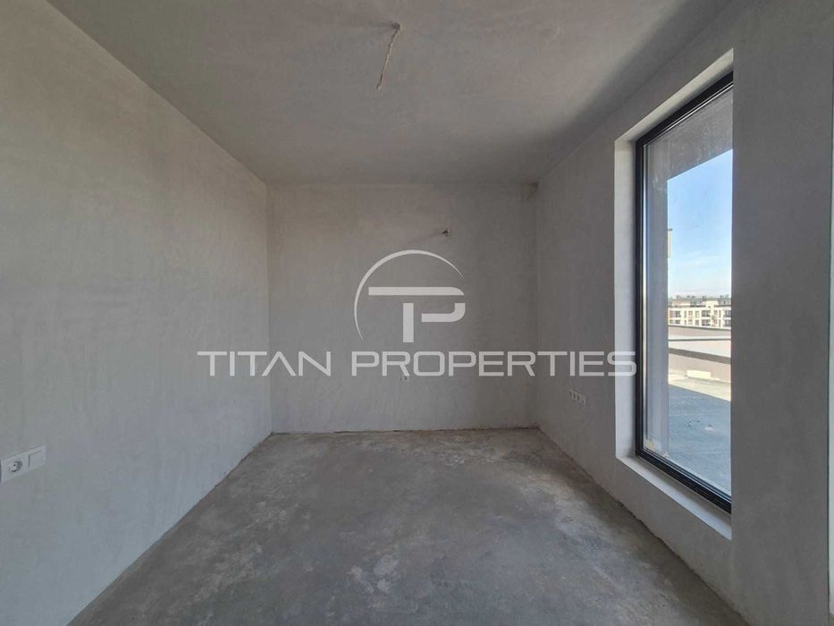 Продава се Тристаен апартамент в Пловдив, Кършияка - 215 кв.м за 497 €/кв.м - Снимка #2