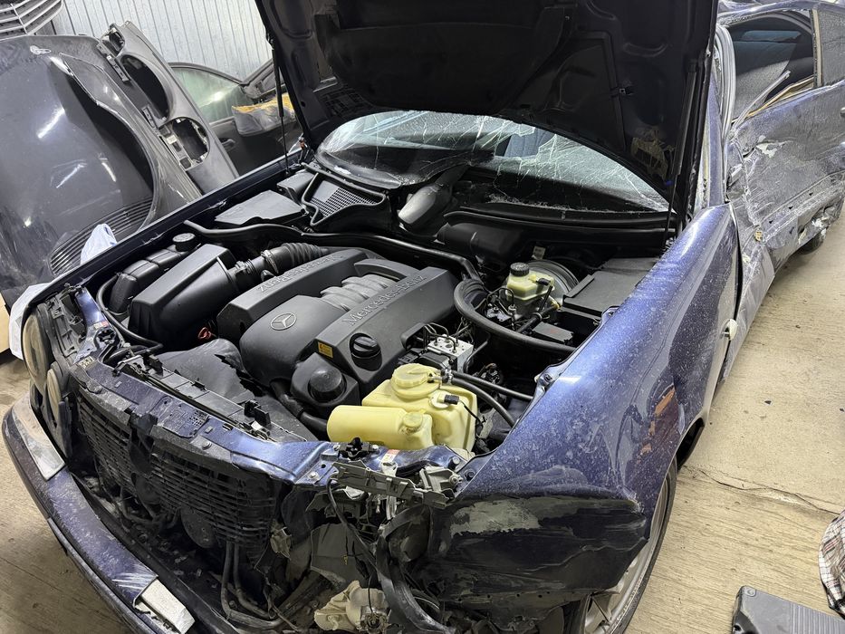 W210 мерседес на запчасти