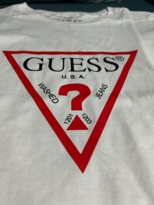 Дамска тениска на GUESS - (М)