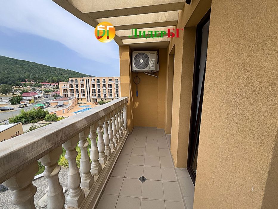 Продава се Двустаен апартамент в к.к. Елените - 60 кв.м за 1000 €/кв.м - Снимка #3