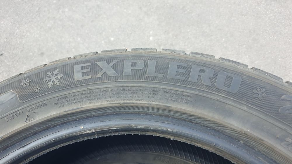 Зимни гуми 225 /55/R19 DOT31 21г.