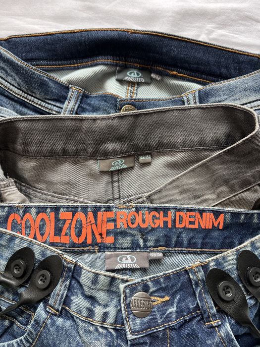 Нови дънки с етикет