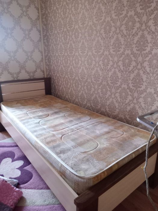 Две односпальные кровати