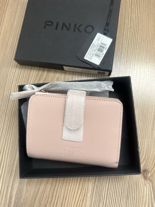 Дамски портфейл на Pinko в черен и розов цвят