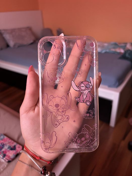 Чисто нови калъфи за iPhone 11