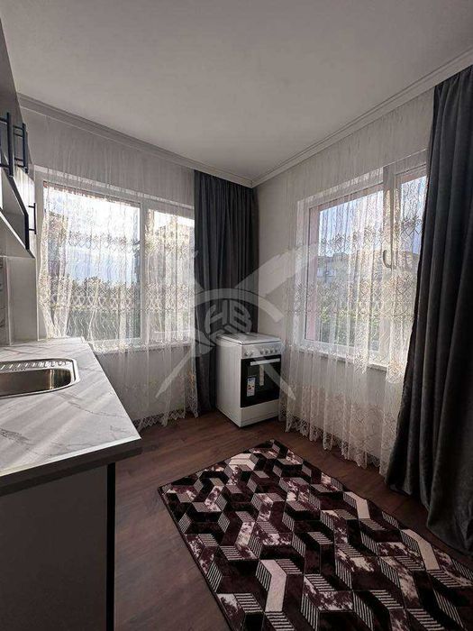 Дава се под наем Етаж от къща в Пловдив, Христо Смирненски - 98 кв.м за 448.8 € - Снимка #1