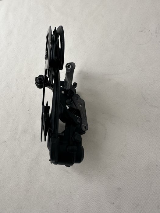 SHIMANO DEORE XT RD-M8100-заден дерайльор