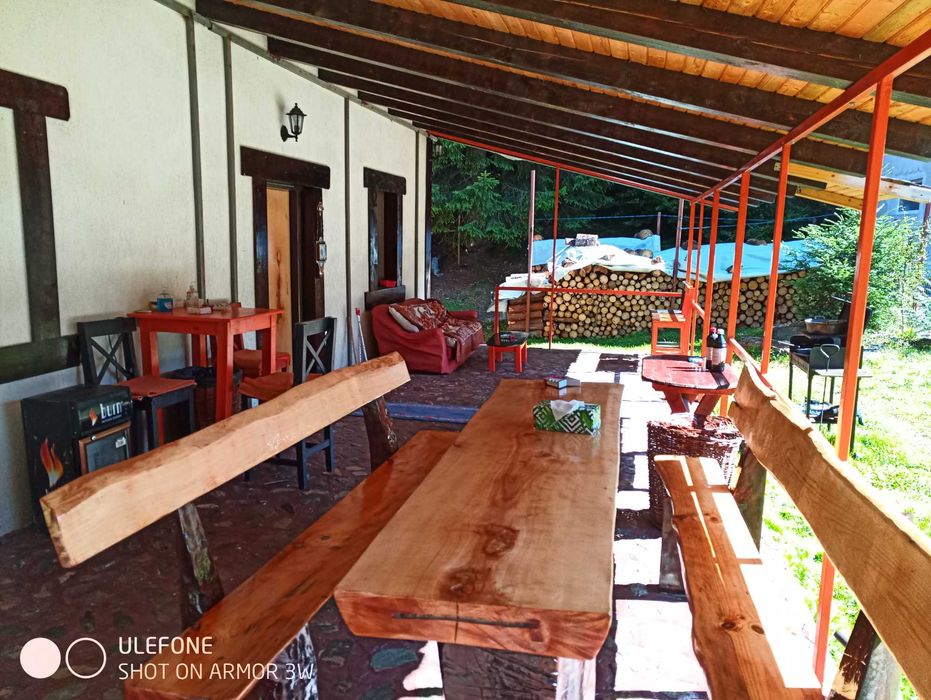 Vând casă de vacanță pe Transrarău în Pojorâta