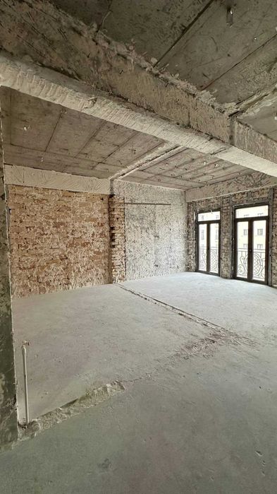 ПРОДАЕТСЯ  2-х комнатная в ЖК Boulevard на: Tashkent city  Вид во двор