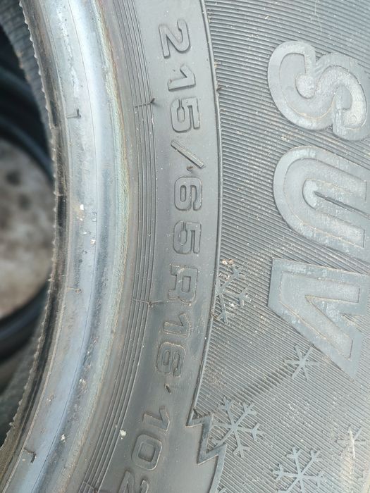 Резина зима 215/65/R16