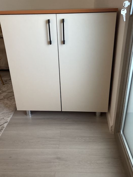 Noptiera tv stare impecabila