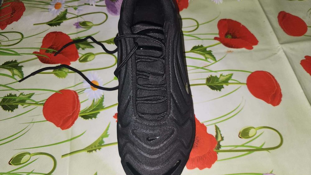 Nike Airmax 720 Black