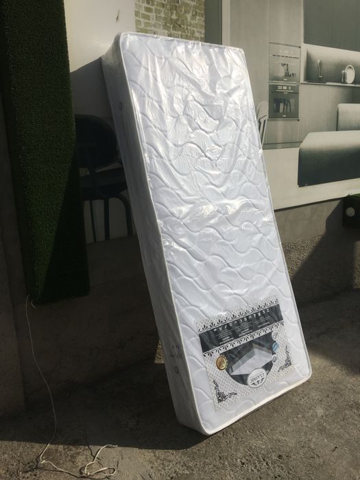 Односпальная. Кровать С яшиками.Матрас ортопедичис