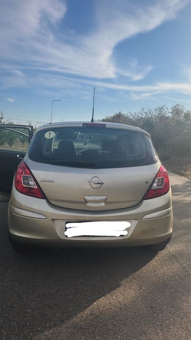 Opel corsa  2008