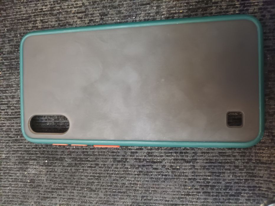 Vând husa  Samsung a10