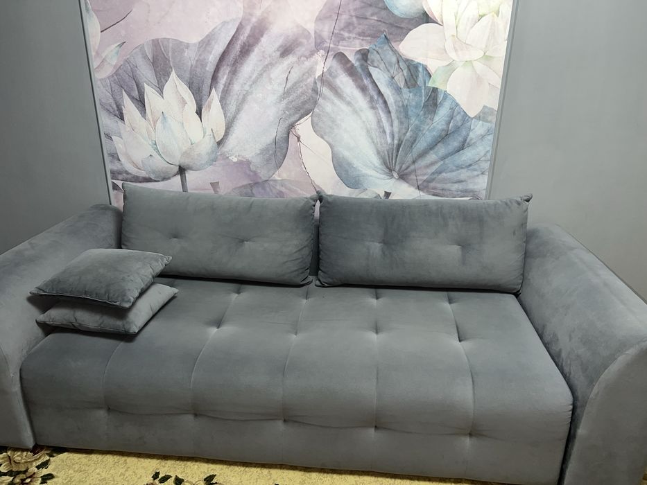 Продам диван, б/у, по доступной цене