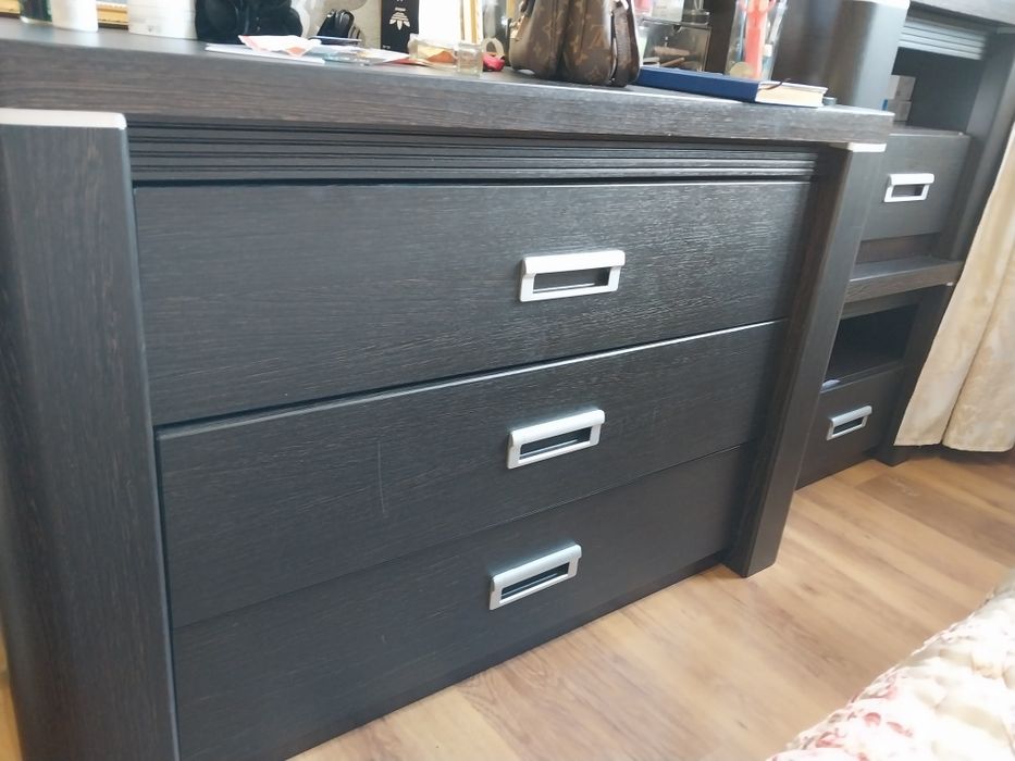 Спальный гарнитур шкаф