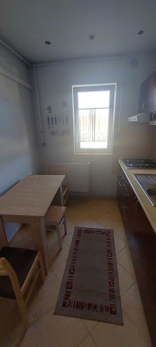 Închiriez apartament cu 2 camere, zona Girocului, 40mp, pret 350 EUR, docomandat si utilat