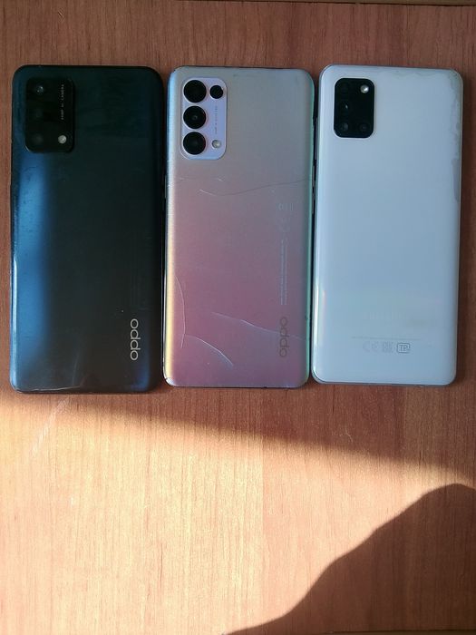 Продам телефоны не сильно дорого