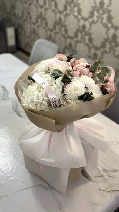 Букет с ириса свежий