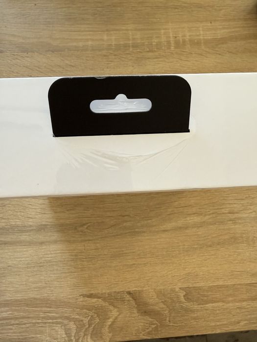 bang & olufsen beoplay hx SIGILATE