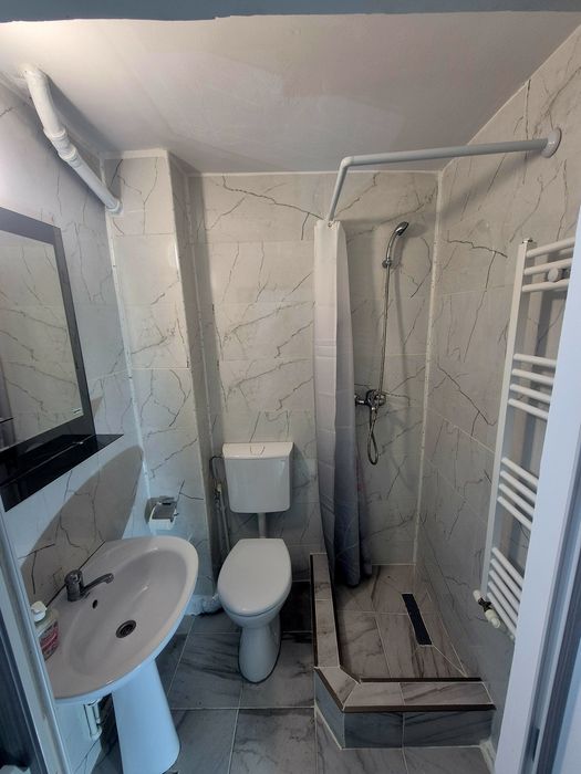 De închiriat – Apartament cu 2 camere