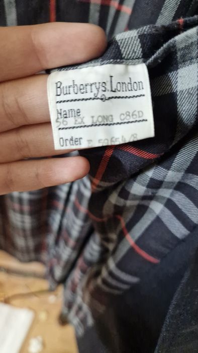 Vând palton de barbati Burberry XL