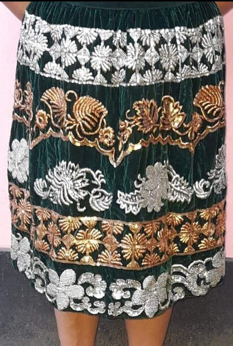 De vânzare Componente Autentice din Costumul Popular Bănățean