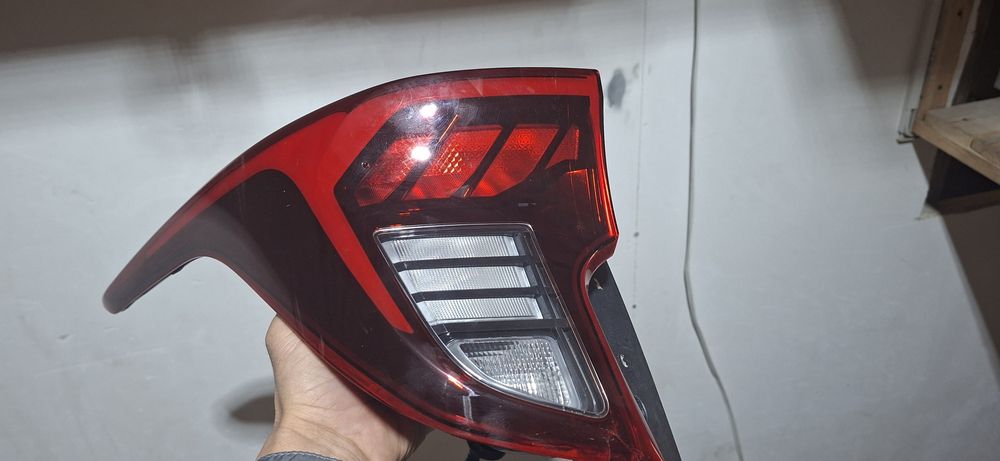 Фары для  kia carens