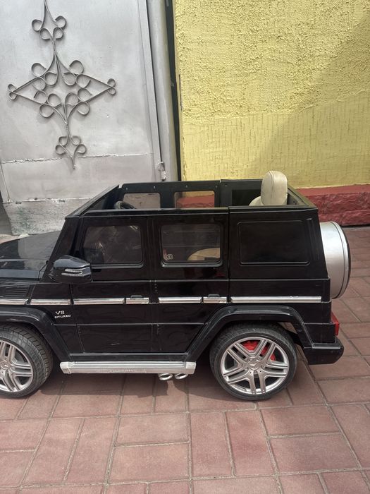 Игрушка Машина мерседес
