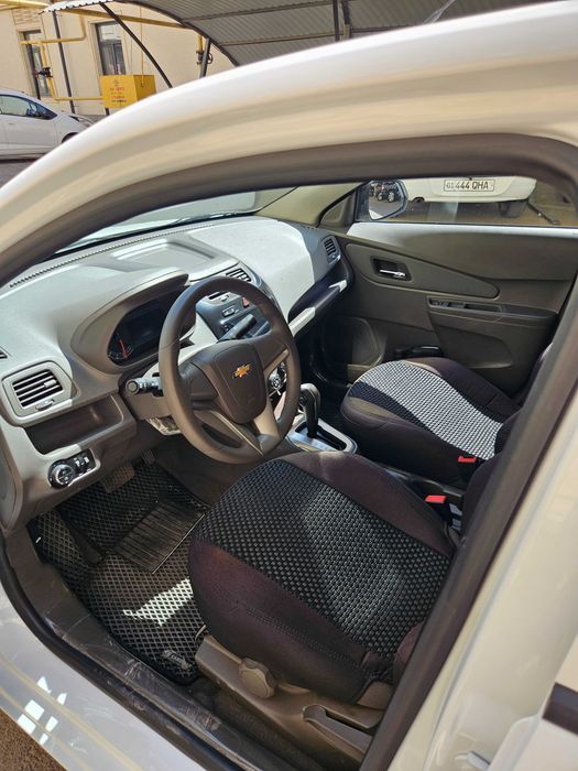 Автомашина Кобалт