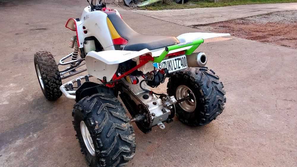 Quad suzuki ltz 400 vând  sau schimb